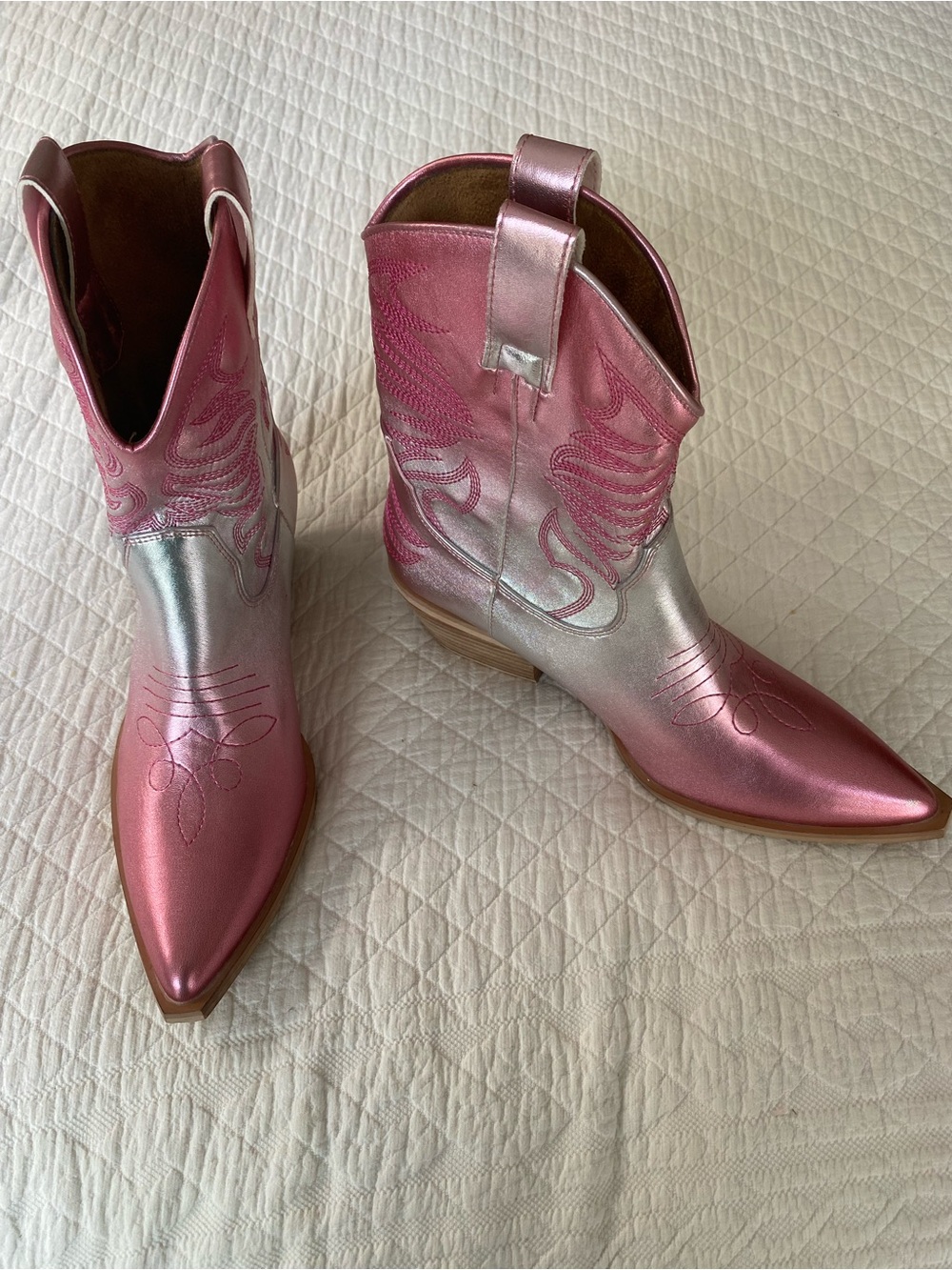 SHUSHOP Zen Cowboy Boots Western Metallic Pink Silver Rodeo Faux Leather 10
